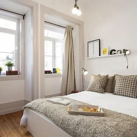 Apartamento Rosa Chiado Design Apart